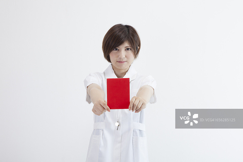 有红牌的日本护士图片素材