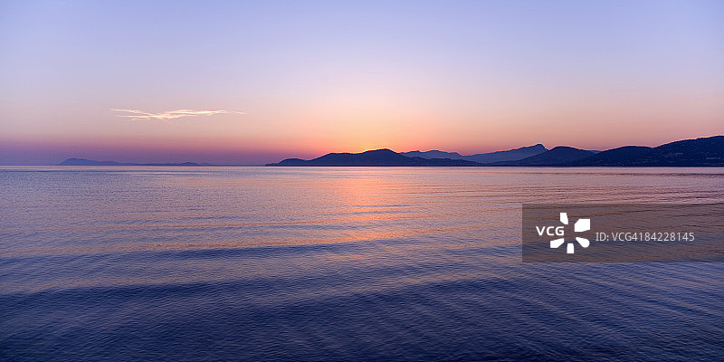 法国耶尔的地中海落日图片素材
