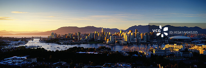 加拿大，不列颠哥伦比亚省，温哥华，黄昏图片素材
