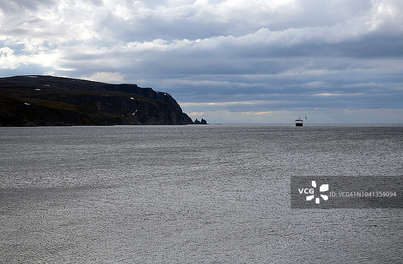 挪威北部克雅øllefjord海湾图片素材