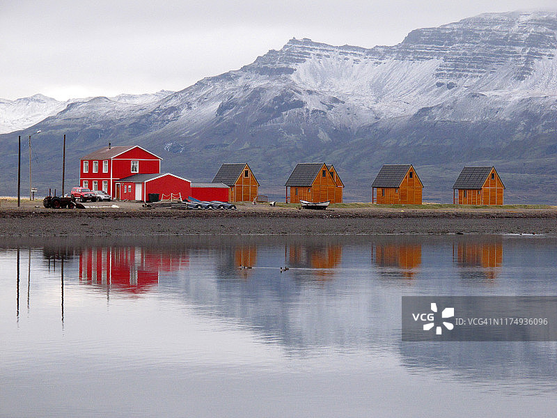 冰岛Eskifjörður的木屋图片素材