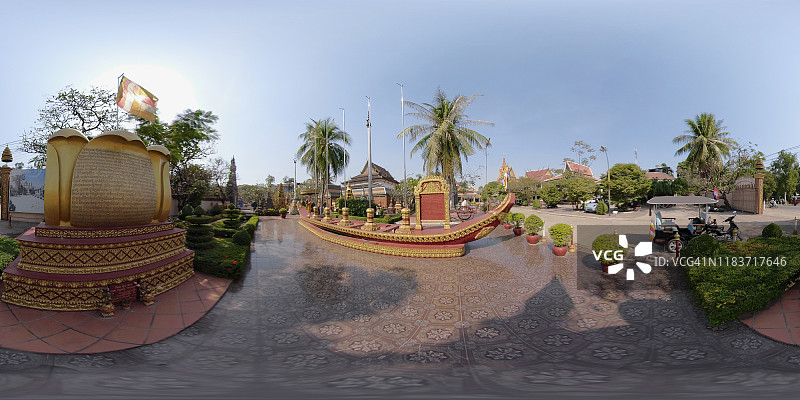 360 VR / Wat Preah Prom Rath庙在暹粒镇图片素材