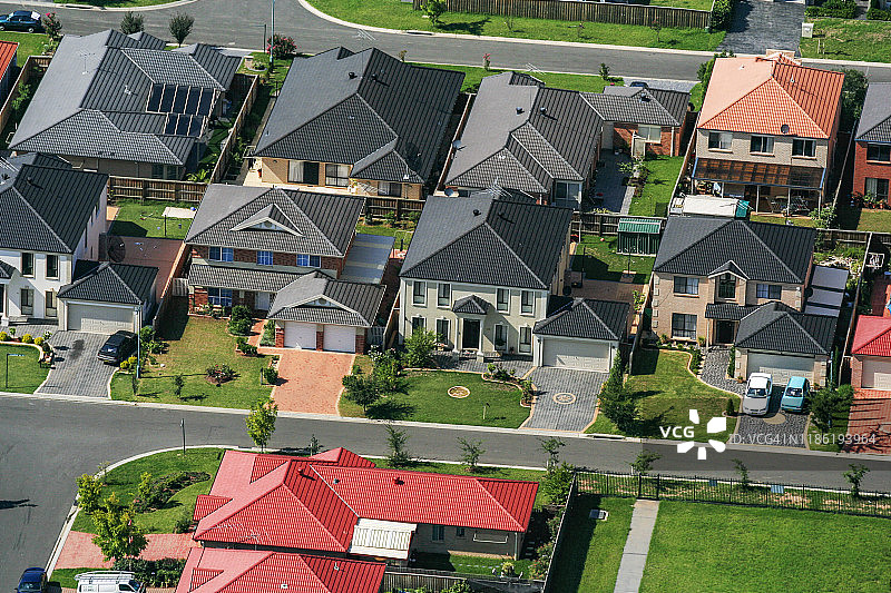 房屋，街道，城市边缘的郊区，澳大利亚悉尼的城市扩张，航拍图片素材