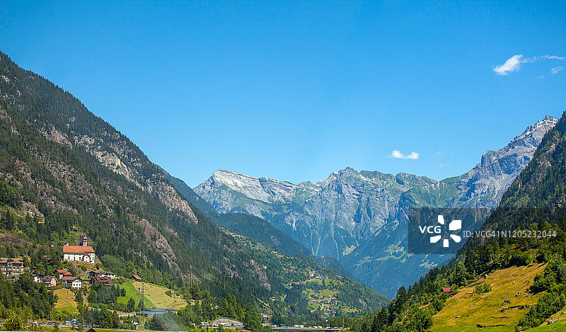瑞士的山图片素材