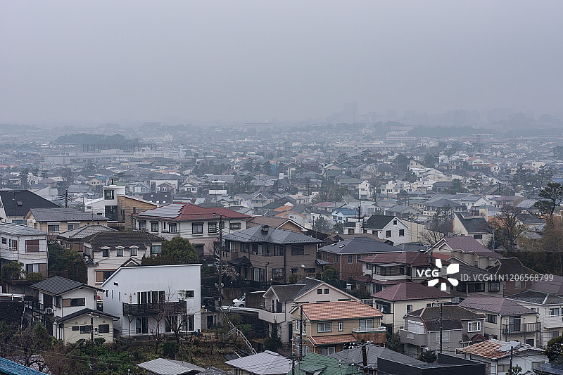 日本神奈川县的一个雨天图片素材
