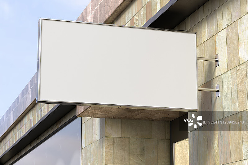 水平招牌或标牌在大理石墙上用空白的白色标牌模拟起来。底部视图。图片素材