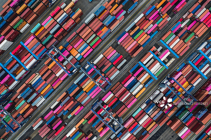 航拍的一个集装箱港口，新泽西，美国图片素材