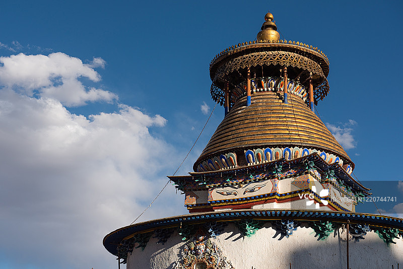 中国西藏江孜帕尔乔寺塔尔塔。图片素材