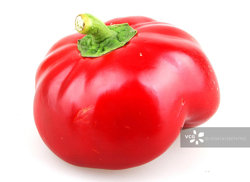 在白色背景上孤立的红甜椒图像图片素材