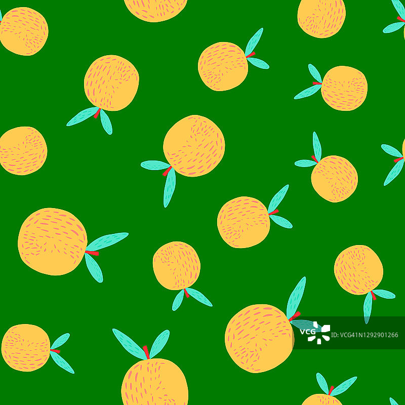 无缝随机模式与手绘简单的橙色橘子元素。绿色背景。图片素材