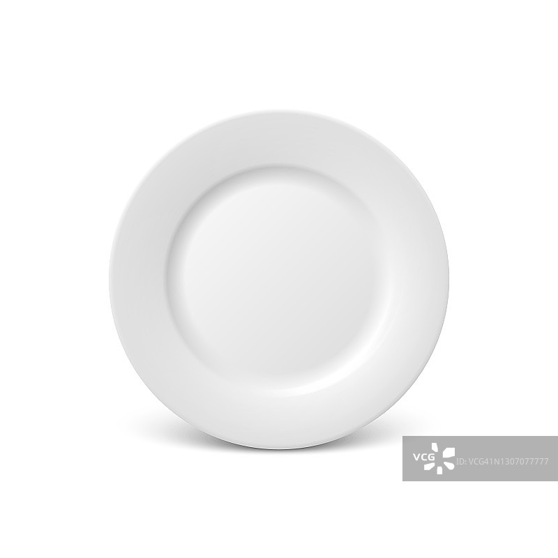 矢量3d现实的光滑白色食物空和空白陶瓷陶瓷板近距离孤立在白色背景。设计模板，模拟。前视图图片素材