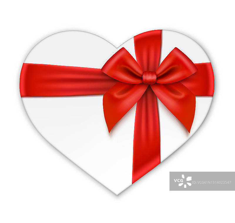 白色心礼盒与红色蝴蝶结和丝带，礼品卡图片素材