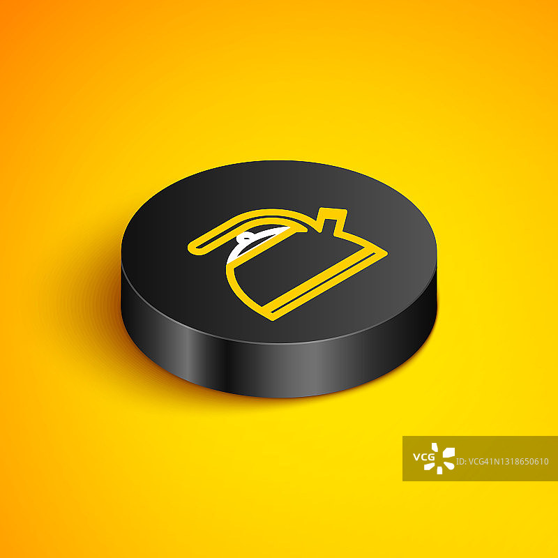 等距线水壶与手柄图标孤立在黄色背景。茶壶图标。黑色圆按钮。向量图片素材