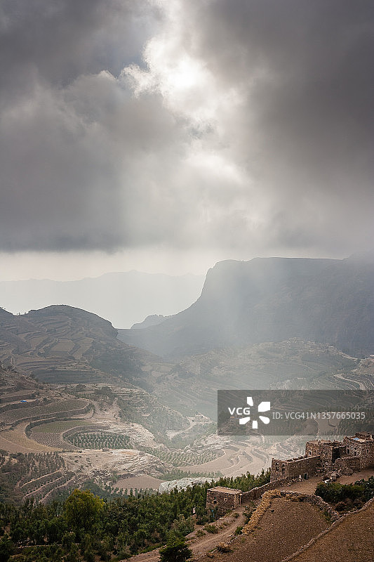 Haraz山区的Al Hajara村图片素材