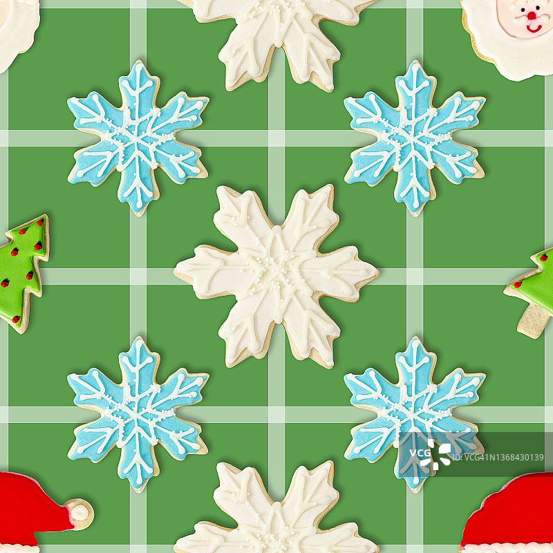 圣诞树，蓝色雪花和圣诞老人:圣诞饼干重复图案背景墙纸图片素材