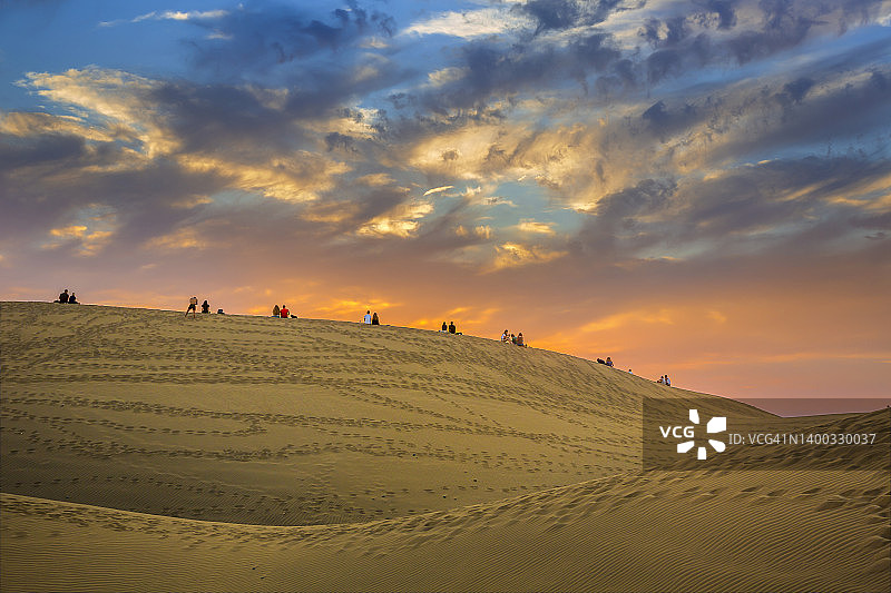 在大加纳利群岛的沙丘上看日落，西班牙图片素材