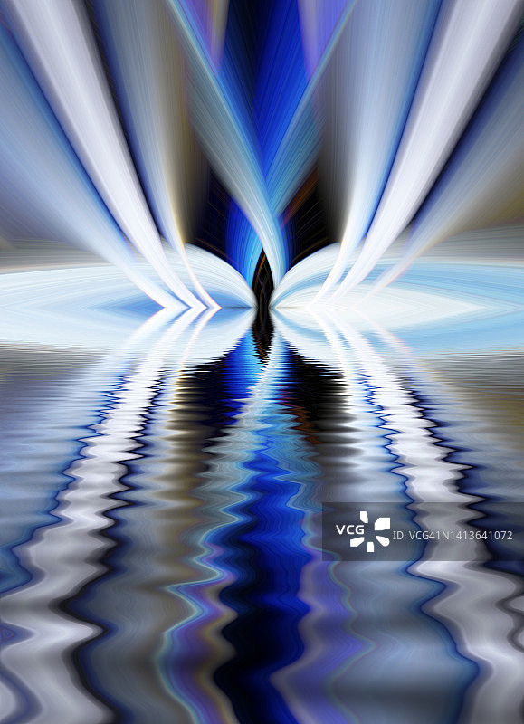 在水面上反射移动光迹的抽象背景。图片素材