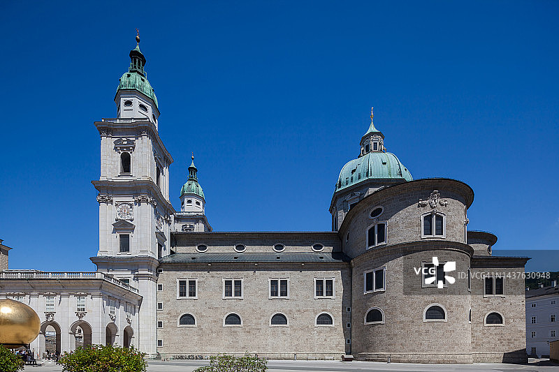 奥地利萨尔茨堡主教堂的外观。图片素材