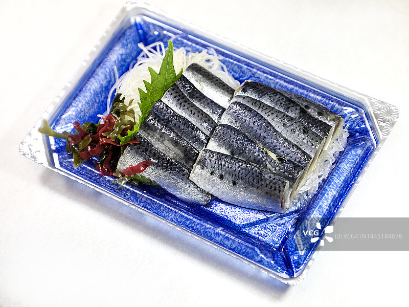 来自北海道的沙丁鱼，用醋腌制的鱼片图片素材