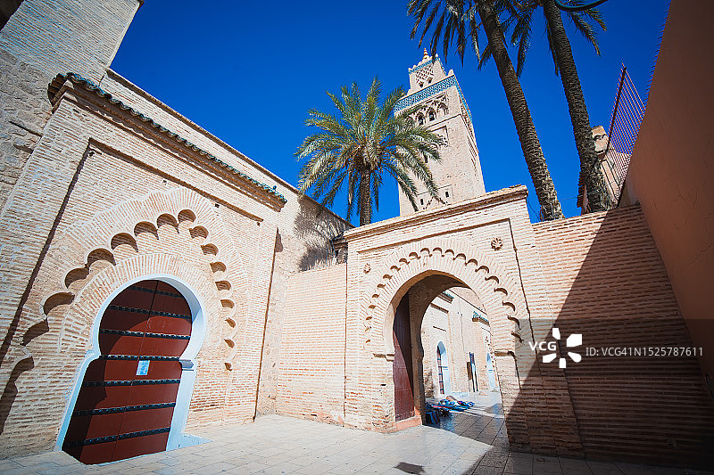 库图比亚清真寺，摩洛哥马拉喀什最大的清真寺图片素材