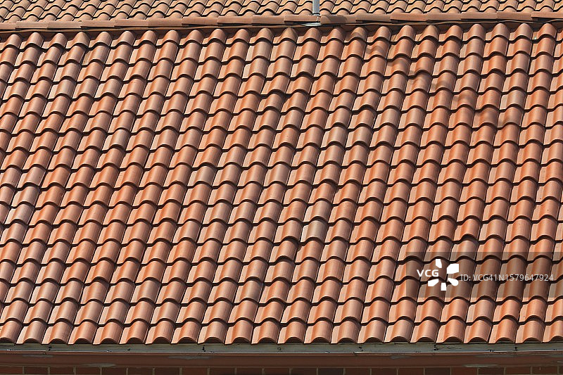 现代屋顶与陶土屋顶瓦图片素材