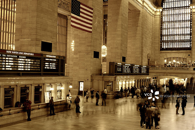 纽约中央车站的交通高峰期。图片素材