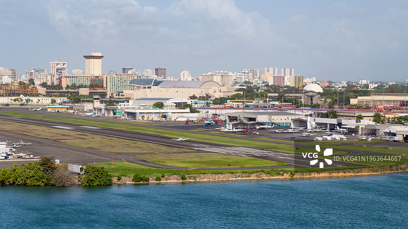 费尔南多·路易斯·里巴斯-多米尼克机场图片素材