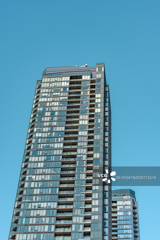 蒙特利尔摩天大楼的低角度视角图片素材