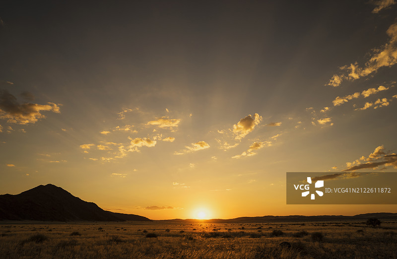 纳米比亚。埃托沙国家公园的日落图片素材