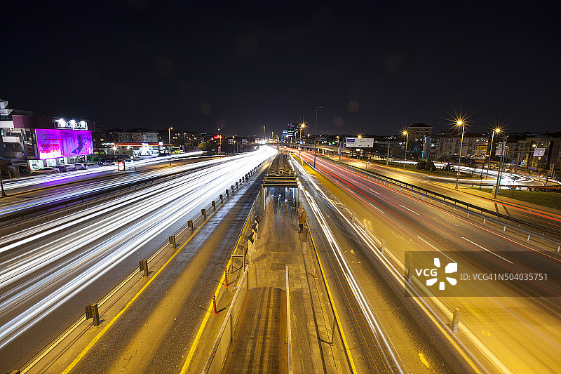 高速公路的速度运动图片素材
