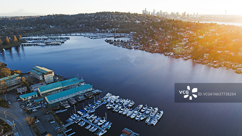 波蒂奇湾，西雅图航空风景湖城镜头光晕图片素材