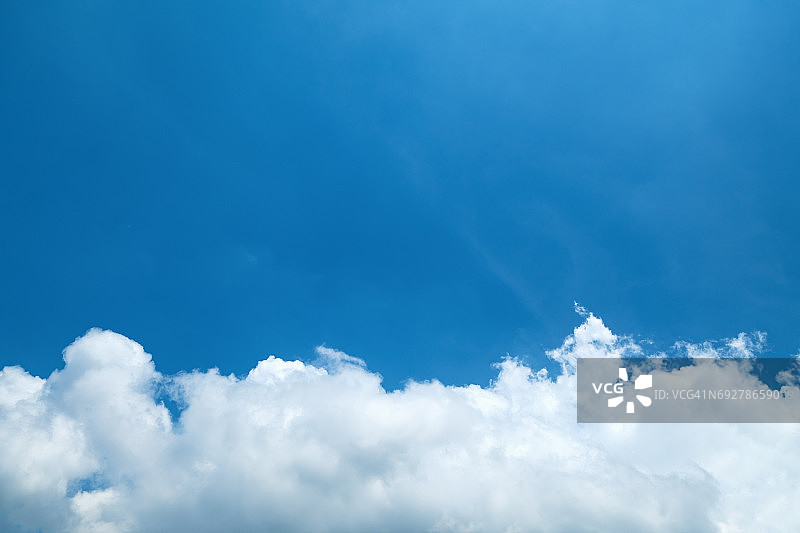 蓝天白云，可作为背景图片素材
