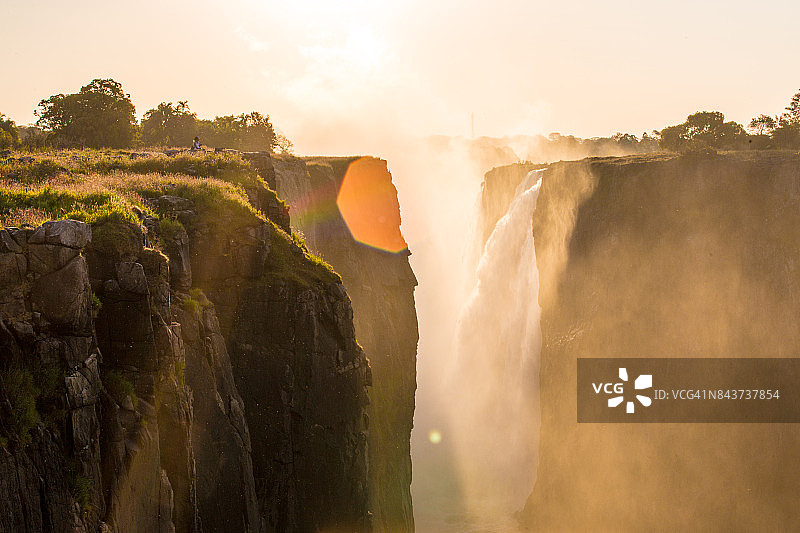 非洲津巴布韦的维多利亚瀑布图片素材