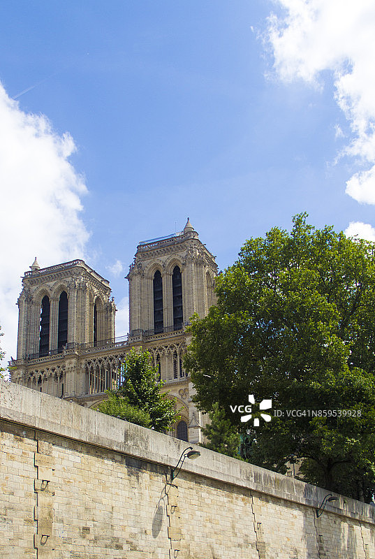 法国哥特式巴黎圣母院在Île de la Cité在法国巴黎第四区图片素材