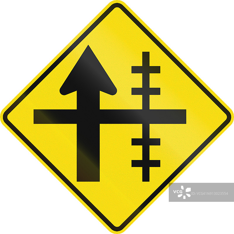 新西兰道路标志-水平十字路口在控制的十字路口右边图片素材