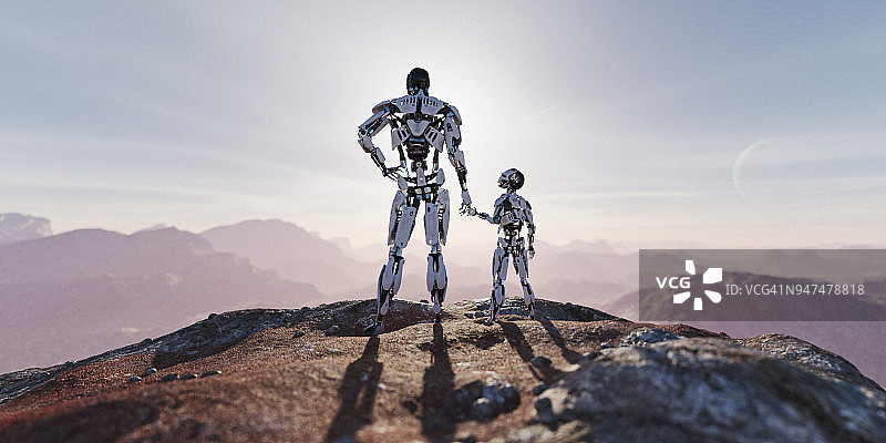 看世界，机器人爸爸和儿子站在山顶图片素材
