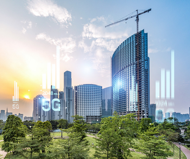 5G网络信号科技快速发展广州摩天大楼建设城市高楼建筑经济图片下载