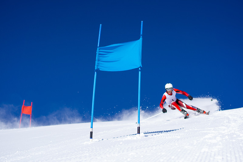 高山滑雪比赛图片下载