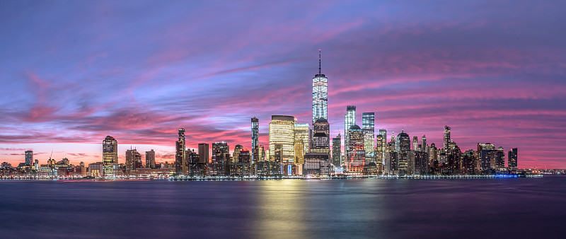 纽约，曼哈顿日出天际线，美国图片素材