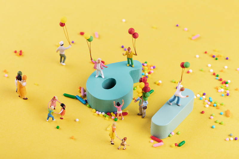六一儿童节糖果气球孩子快乐玩耍积木数字61图片素材