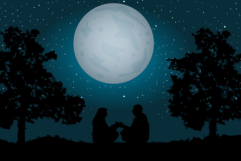 两人坐在月亮下的图片图片