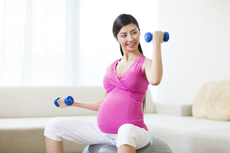 孕妇锻炼身体图片下载