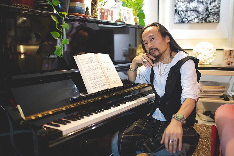 中国钢琴家肖像图片下载