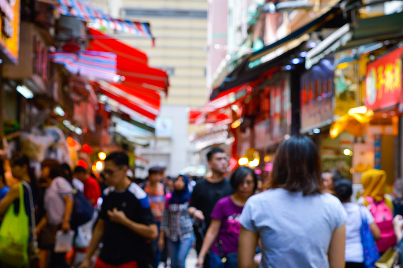 香港湾仔街市的散焦背景照片摄影图片下载