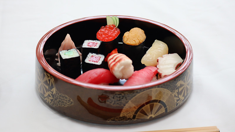 卡塔尔日本文化活动中的日本料理图片下载