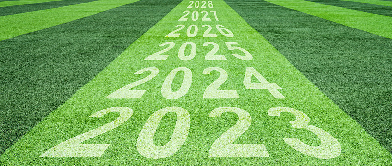 2023年和2024年的新年数到2028年的足球场图片下载