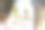 可爱的树麻雀(Passer montanus:由麻雀组成的家族)在美丽的Someiyoshino sakura (Cerasus x yedoensis，樱花)中飞来飞去，抢夺花蜜。日本神奈川县横滨鹤津区山海1家公园。4月7日拍摄，摄影图片