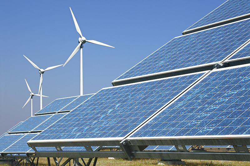 太阳能电池板和风力涡轮机图片下载