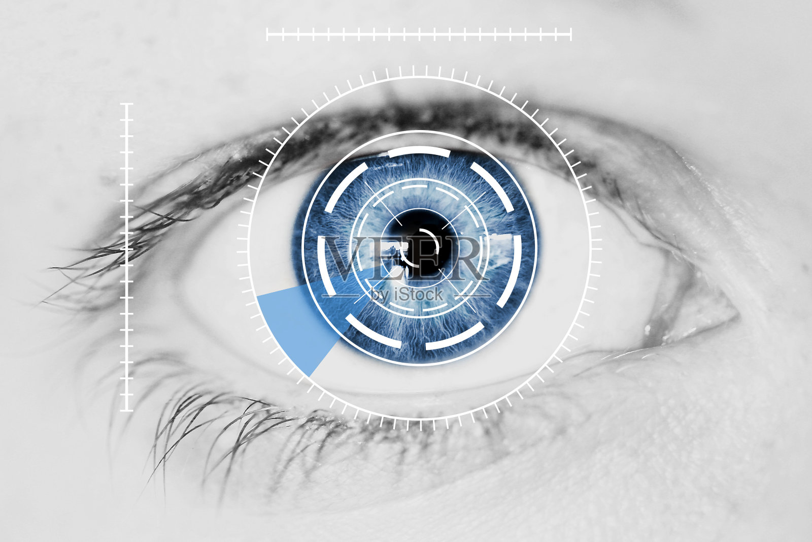 蓝色人眼上的安全视网膜扫描仪照片摄影图片