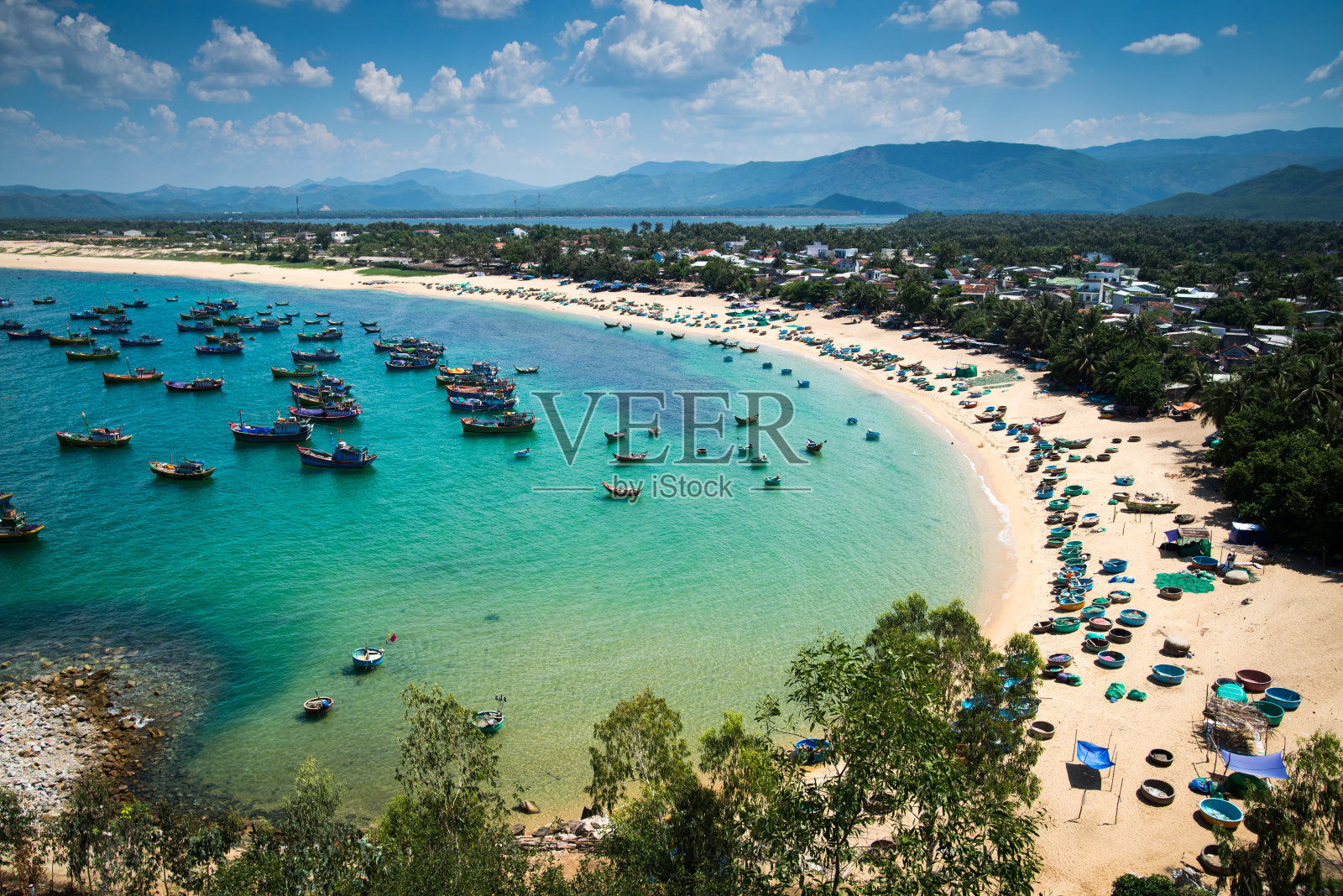 越南平定省桂年市的海滩照片摄影图片